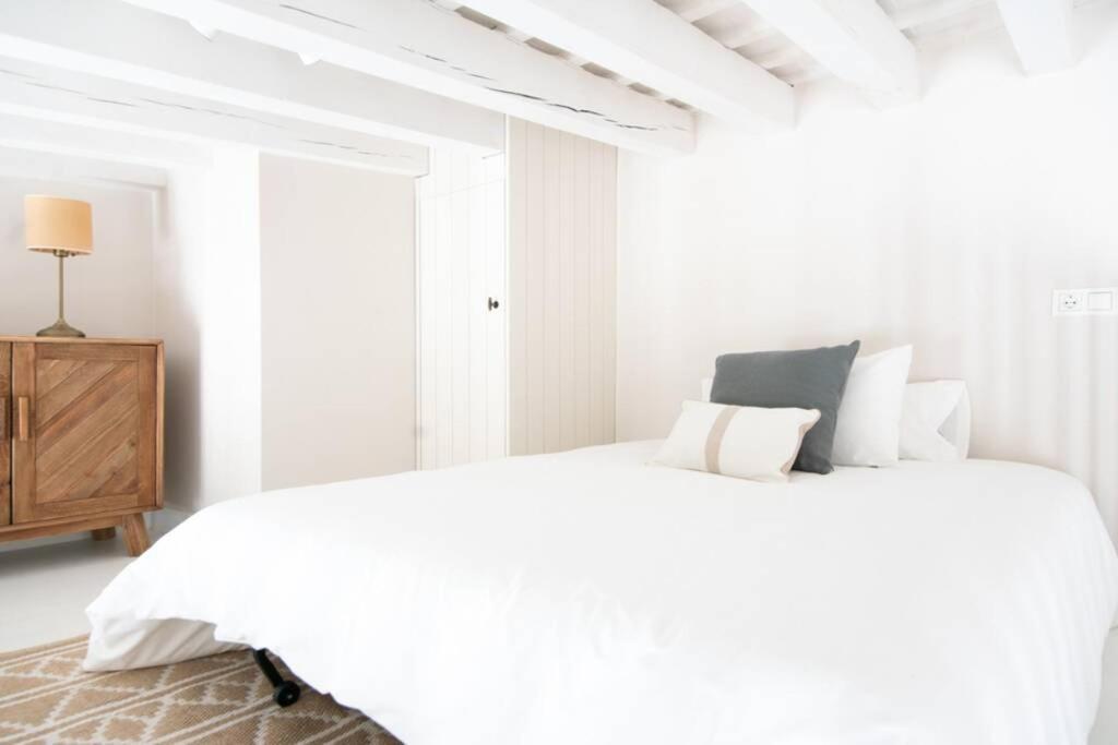 דירות סביליה G12 Trendy And Comfy Bright Loft Meters From Bullring And Trianas Bridge, Galera Street מראה חיצוני תמונה