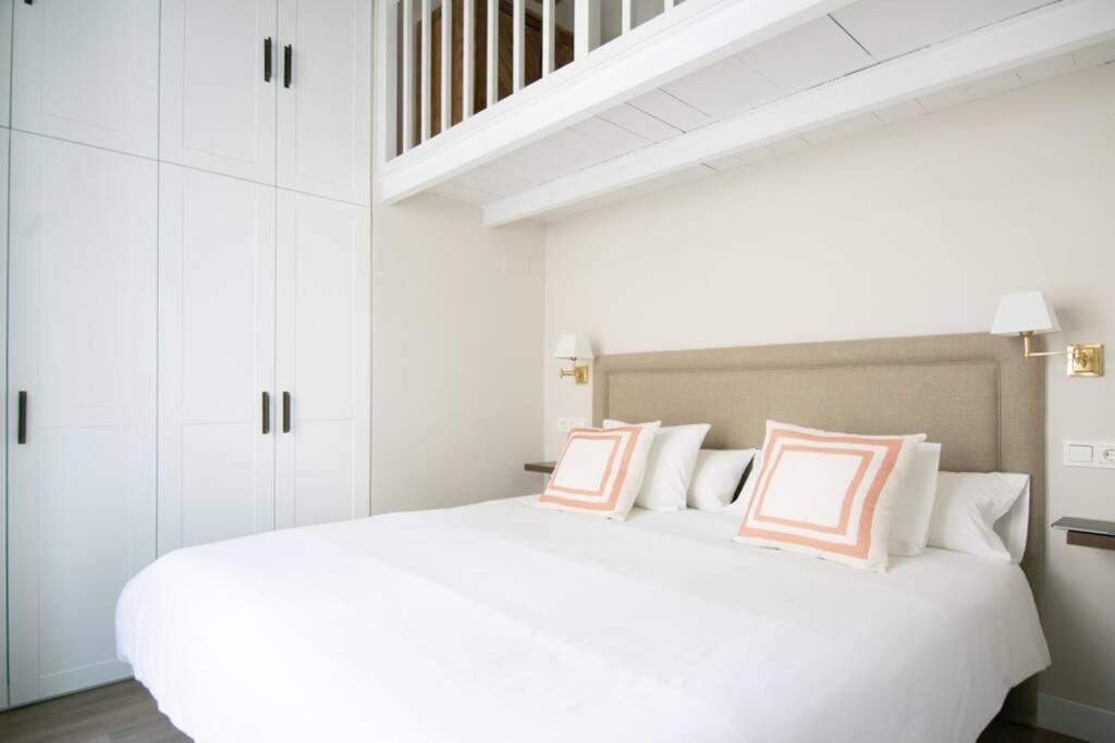 דירות סביליה G12 Trendy And Comfy Bright Loft Meters From Bullring And Trianas Bridge, Galera Street מראה חיצוני תמונה